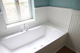 beadboard de holzpaneele badezimmer schwedenhaus verkleidung wie in usa badezimmer badezimmer landhausstil wandverkleidung