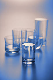 Image result for tbn:0tcIbC32SVa_GM::i5.photobucket.com/albums/y166/jeniferpease/rAnDoMM piiCS/glass-of-water.jpg