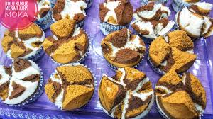 Bolu kukus merupakan camilan yang wajib ada pada setiap momen atau acara spesial. Resep Bolu Kukus Mekar Coklat Moka Super Lembut Dan 100 Mengkrok Youtube
