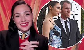 The picture is a sweet family portrait of them all that is being clicked by gal gadot's husband, jason. Gal Gadot Says It Meant A Lot To Have Husband And Daughters Make Cameos In Wonder Woman 1984 Daily Mail Online