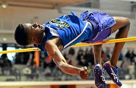 Un grand merci aux athlètes qui nous ont offert un spectacle de qualité; Chateaulin Noe Onadja Le Sauteur Met La Barre Haut Le Telegramme