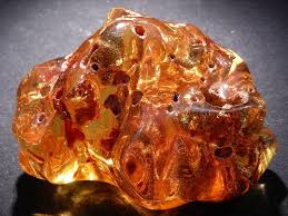 Ambre Colombie Mineraux Roches Et Mineraux Createur De Bijoux