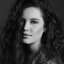 Manuela Valencia (@manuelavalencia.artdepartment) • Facebook