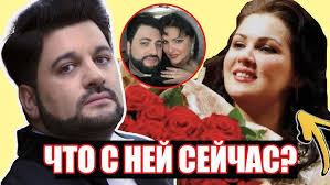 Pomeranian Nicole is liked by children. Acquaintance of a Spitz with a  Cocker Spaniel