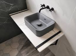 Plan De Travail Dekton Aura Equerre Fer Forge Metallerie66 Vasque Pose Grise Robinetterie Noir Encastre Faience Marbre Noir Et Blanc Pos Home Decor Sink Decor