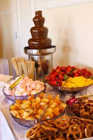 Chocolate Fountain With Yummy Goodies Strawberries Pretzels Marshmallows Pound Cake Simple No Fuss Food T Schokoladenbrunnen Obst Party Lebensmittel Essen