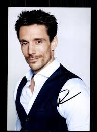 CHRISTOPHER SCHÄRF EUR 5,99