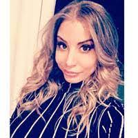 Jennyfer Canarte's Instagram, Twitter & Facebook