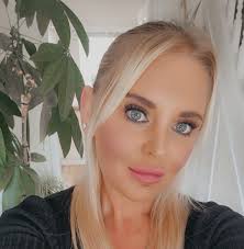 Does anyone know anyone or anywhere that do buffet catering for wedding/  events that doesn't cost an arm and a leg.