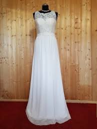 Check spelling or type a new query. Tolle Brautkleider Aus Feinen Stoffen Edler Spitze Chiffon Seide