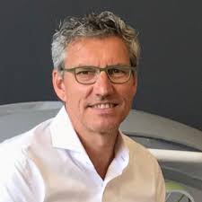 𝗞𝗷𝗲𝗹𝗹 𝗞𝘂𝗶𝗽𝗲𝗿 𝗲𝗻 𝗗𝗮𝘃𝗶𝗱 𝗞𝘂𝗽𝗲𝗿𝘂𝘀 𝗻𝗶𝗲𝘂𝘄𝗲  𝗲𝗶𝗴𝗲𝗻𝗮𝗿𝗲𝗻 𝗳𝗶𝘁𝟮𝟬 𝗠𝗲𝗽𝗽𝗲𝗹! Per 1 juli 2023 neem ik samen  met David Kuperus het stokje van fit20 Meppel over…