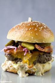 Burger Ala Jamie Oliver Rezept Rindfleisch Hausgemachte Burger Lecker Burger