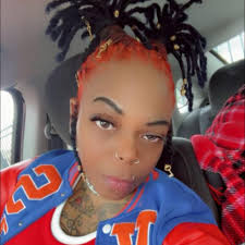 Yall done turned Valentine's Day into Stankytines's Day because yall look  so funky in those pajamas 🤣🤣