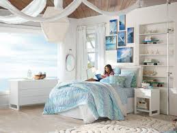 Delightful Beach Cottage Bathroom Have A Look At Our Guide For Many More Recommendations Beachcottagebathroo Beach Room Decor Beach Bedroom Remodel Bedroom