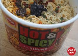 Ingredients 2 nissin ramen seafood sachets 1 egg 1/4 pork belly cut into bacon slice green. Pinche Chino Nissin Hot And Spicy Shrimp Ramen Noodles Oishii Desu It S Delicious