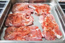 Cover the pork chops on both sides with paprika and place them in a baking pan greased with oil. Oven Baked Pork Sirloin Chops Roxy S Kitchen Baked Pork Pork Sirloin Chops Oven Pork Steak Recipes