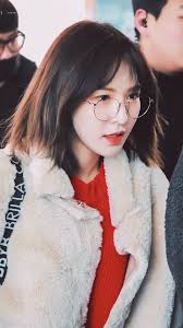 Collection by lulamulala • last updated 8 weeks ago. Bts Red Velvet Wendy With Short Hair Lockscreens
