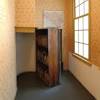 L a casa di anna frank è il luogo dove visse e trovò rifugio una giovane rebrea tedesca, emigrata ad amsterdam con la famiglia per sfuggire alle persecuzioni razziali in germania. Https Encrypted Tbn0 Gstatic Com Images Q Tbn And9gcri9webs5ts L Dmelt96hm9zs9hpws3v1rabdfm Hs C2u1eqg Usqp Cau