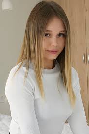 Allinika - Free nude pics, galleries & more at Babepedia