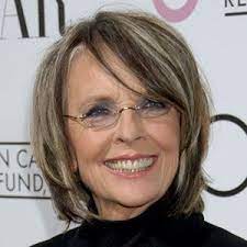 Short haircuts for fat faces over 60. Diane Keaton S Best Hairstyles Ever Over 60 Hairstyles Cool Hairstyles Natural Hair Wigs