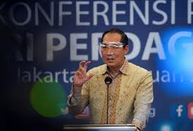 Perdagangan muhammad lutfi merespons pidato presiden jokowi yang viral saat mempromosikan bipang ambawang dalam iklan kementerian perdagangan. Q6jmd Soivqgjm