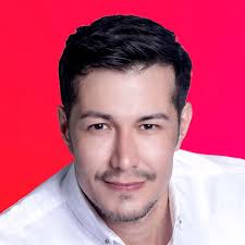 Ariel Rios updated their profile picture.