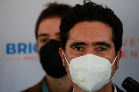 Dictan prisión preventiva a carabinero acusado de empujar a joven al río mapocho. Zlh5omk1xf6xsm