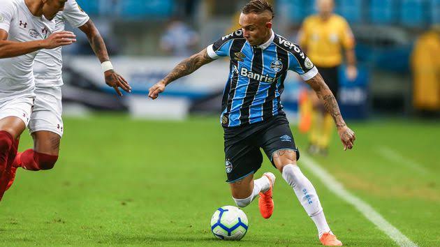 [COMENTE] Vender ou segurar: Qual é o melhor desfecho para Everton e o Grêmio na próxima temporada?
