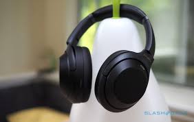 Hd noise cancelling processor qn1 lets you listen without distractions. Sony Wh 1000xm3 Noise Cancelling Headphones First Impressions Quietly Excellent Slashgear