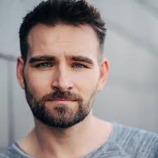 Francis Foreman's Instagram, Twitter & Facebook