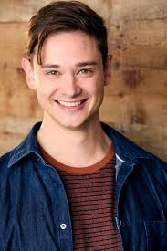 Juniors (TV Series 2022– )