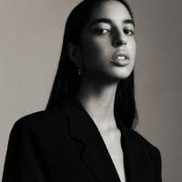 80+ perfis com “Nicolle De Souza”