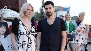 Statul excesiv în fața calculatorului și sănătatea ochilor. Andreea Marinescu DezvÄƒluiri Din CÄƒsnicia Sa Cred CÄƒ Povestea NoastrÄƒ E Ca Un Vin Bun Romanesti Vedete Unica Ro