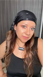 Siento que así se ve mejor, como diadema o tu como la utilizas?