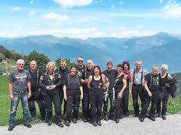 Wie wohnt man am besten und was bietet der see seinen besuchern? Haigerloch Lago Maggiore Als Kurvenparadies Erlebt Haigerloch Schwarzwalder Bote