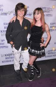 Famous favorite celebrities ashley concert hollywood celebs. Allisyn Ashley Arm And Billy Unger Dating Gossip News Photos