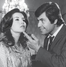 ميرفت أمين و حسين فهمي egyptian movies old people love egyptian actress