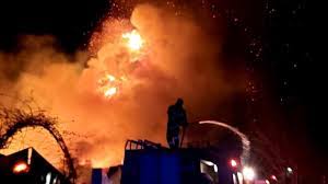 Φωτιά ξέσπασε γύρω στις 3 το μεσημέρι της τρίτης στην περιοχή αγ. Fwtia 3espase Se Spiti Sthn Kw Ta Mesanyxta Binteo H Rodiakh