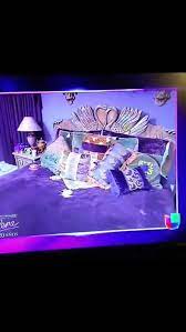 Selena quintanilla perez selena gomez selena selena divas mundo musical chicano role models my idol selena at her at the time house, which is mostly known as her parent's house. Selena S Bedroom Set In Suzette S House So Pretty Selena Quintanilla Perez Siempre Selena Selena And Chris Perez