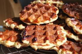 Recette De Gaufres De Liege Au Sucre Perle Facile Et Rapide Recette Recette Gaufre Gaufre De Liege Recette Gaufres De Liege