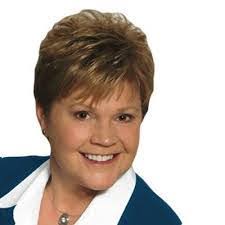 Lana Schaffer's Instagram, Twitter & Facebook