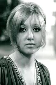 in 1959, Petula opened in her very first and only appearance in a pantomime  as Princess Marigold in Bernard Delfont's 'Humpty Dumpty' in Southampton at  the Gaumont alongside Tommy Cooper and Edmund