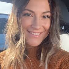 Brooke Miles (@brookiee_bear)