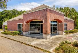 Regions bank is located at 1810 n belcher rd, clearwater, fl. 5252 Ehrlich Rd Tampa Fl 33624 Regions Bank Ground Lease Loopnet Com