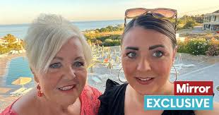 Greece Rhodes fires: Terrified Brits fend for themselves after fleeing  'like warzone'