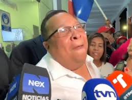 Tribunal de Apelaciones mantiene medida de impedimento de salida del país  al alcalde de Colón Alex Lee