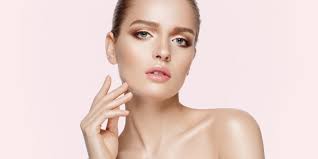 4 tendencias de maquillaje de noche y fiesta que te harán brillar