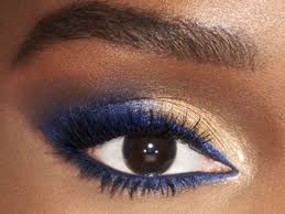 The lining need not be broad and it can work out great for a day makeup. Magical Blue Eye Makeup Looks For Everyone Charlotte Tilbury