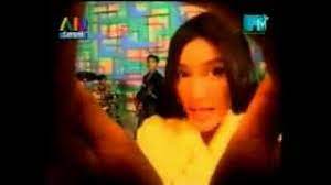 Musica studios dunia belum berakhir · shaden dunia belum berakhir ℗ 2000 pt. Lirik Lagu Dunia Belum Berakhir Oleh Shaden Cari Lirik Lagu Di Wowkeren Com