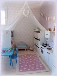 Schone Spielecke Fur Kinder Grossartig Fur Kinder Spielplatz Kinderzimmer In 2020 Kleinkind Madchen Zimmer Kinder Zimmer Kinder Zimmer Madchen